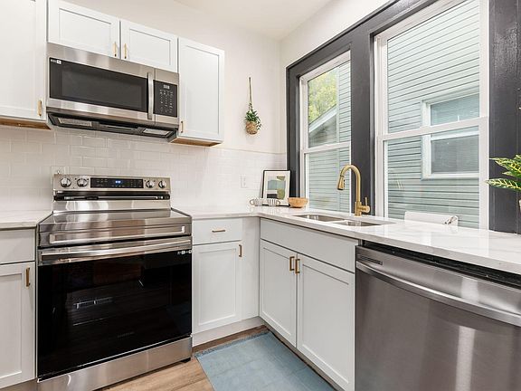 5th image of 508 E Markison Ave