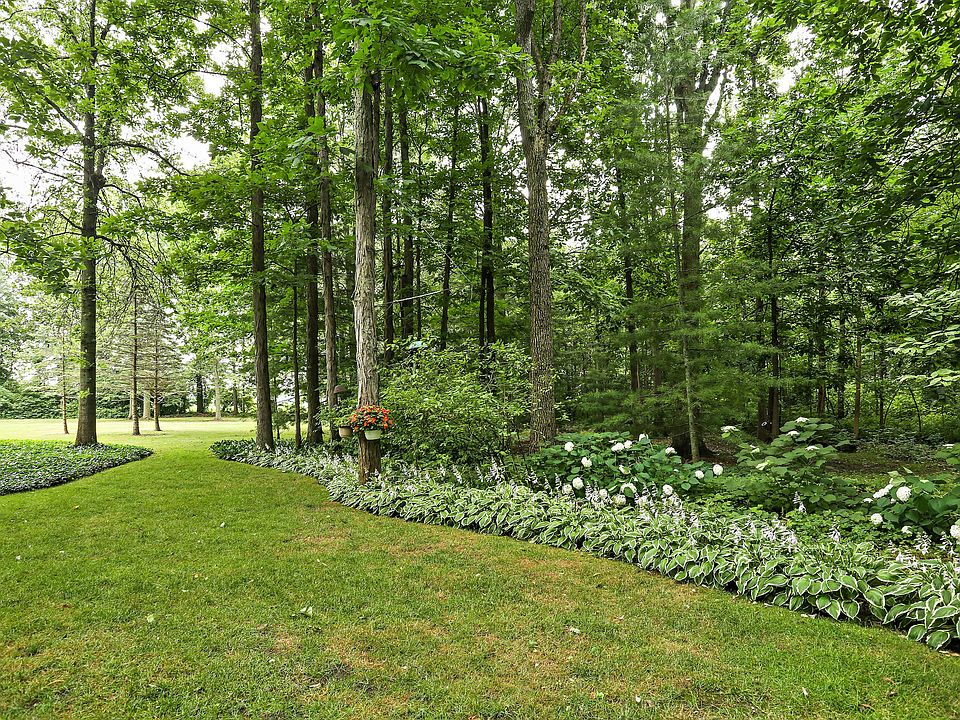 Lush Plantings