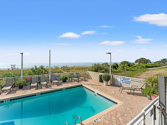 4th image of 1708 N Ocean Blvd. #102