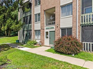 1609 Summit Point, Scranton, PA 18508