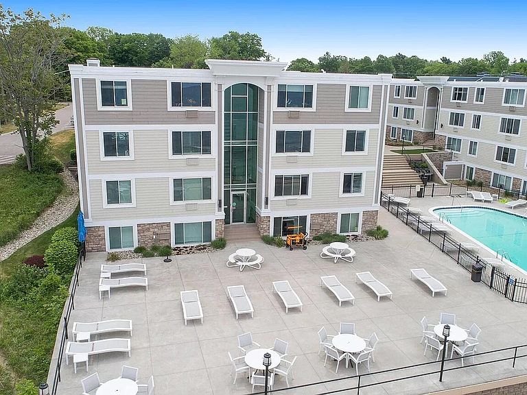 225 N Shore Dr N South Haven, MI, 49090 Apartments for Rent Zillow
