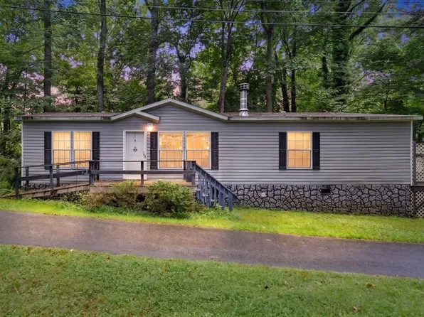 108 Leisure Woods Ln, Hiawassee, GA 30546