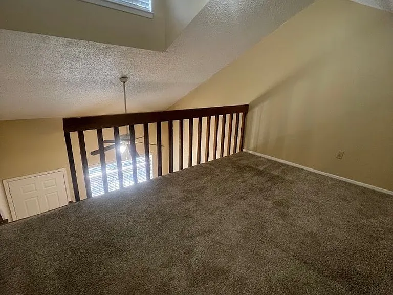 2210 Pearl St #302 — Photo 6
