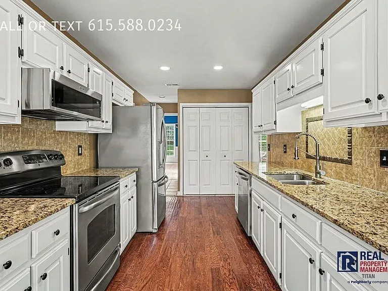 2804 Scoville Ln — Photo 7