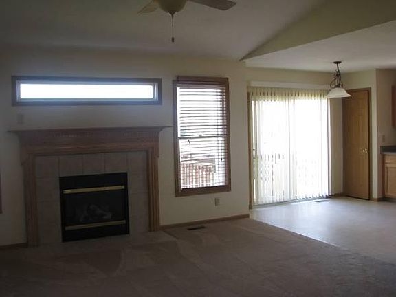 2nd image of 1094 Benhower Dr
