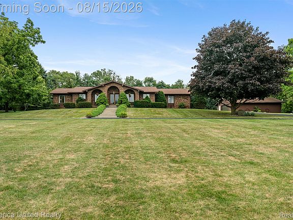 2nd image of 59245 Bishop Rd