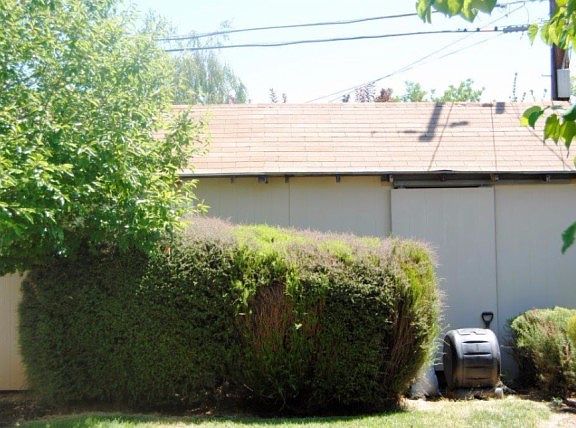2nd image of 4739 62nd St