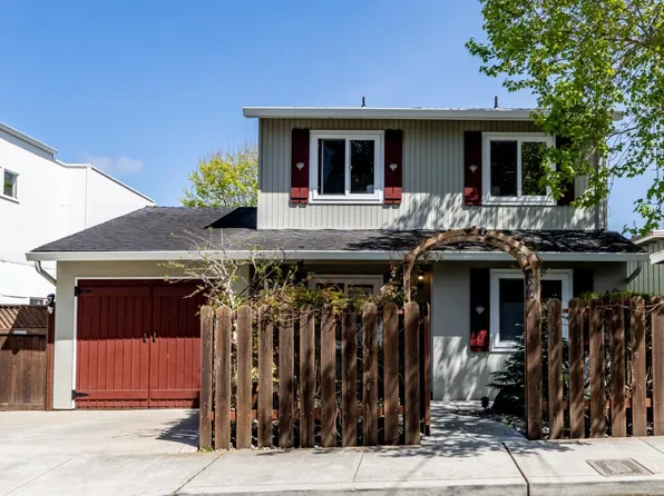 409 Wood St, Pacific Grove, CA 93950