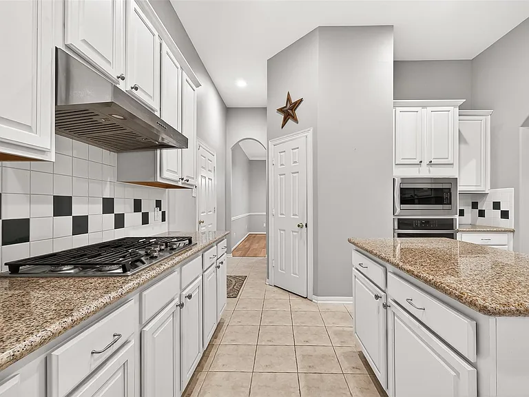 23734 Indian Hills Way — Photo 19