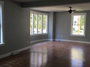 1090 1/2 Mount Pleasant St, Dubuque, IA 52001