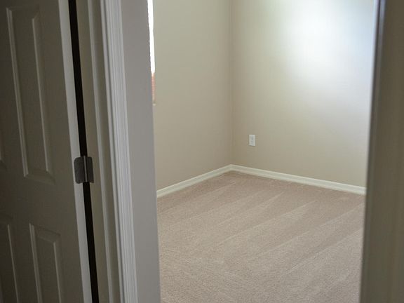 2nd image of 8301 N Mountain Stone Pine Way