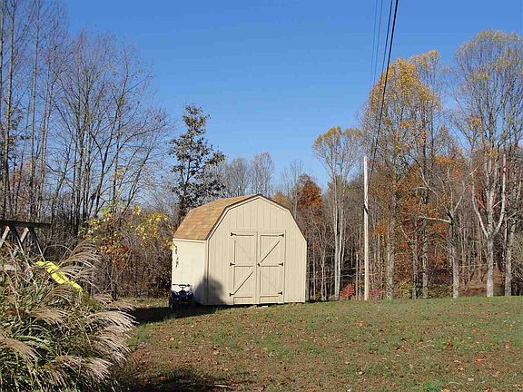 4th image of 168 Locust Dr