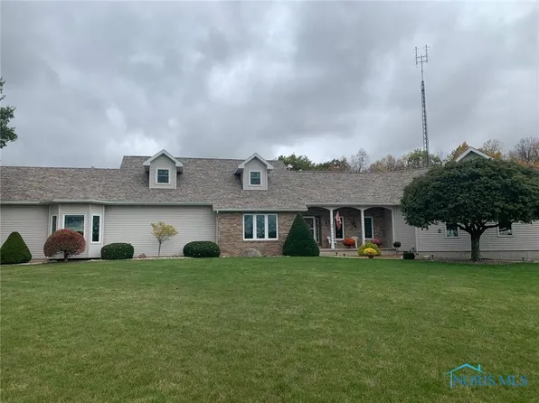 501 Bunny Ln, Edon, OH 43518