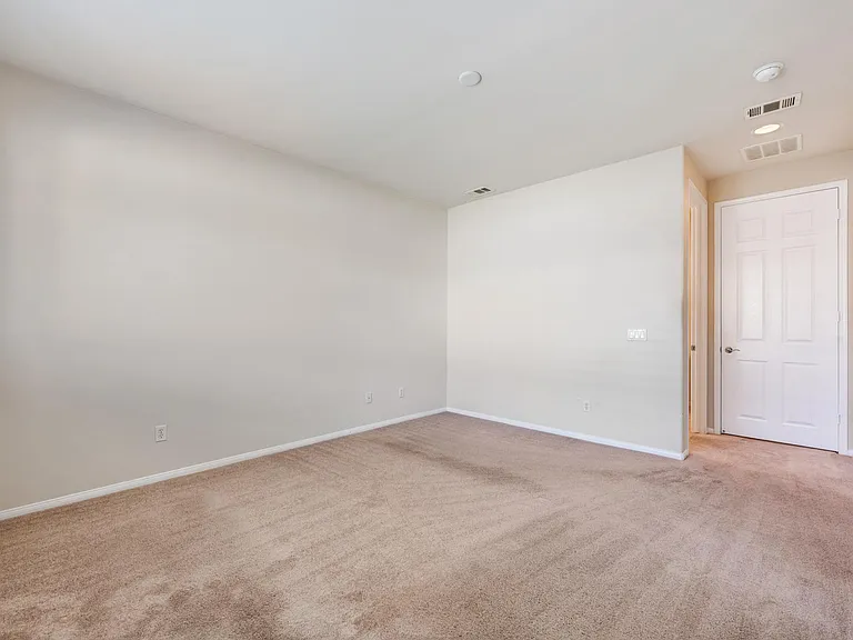 978 Wind Flower Rd — Photo 10