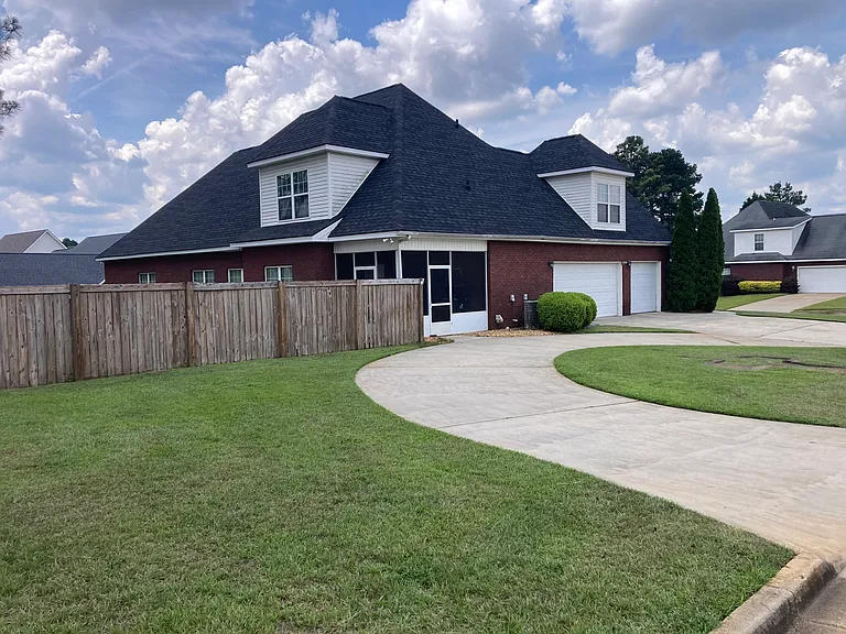 137 Havelock Cir — Photo 5