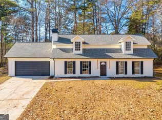 1247 Regal Heights Dr, Lithonia, GA 30058