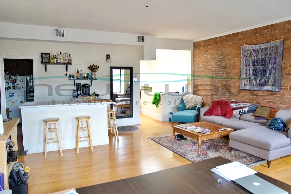 1 bed, 600 sqft, $3,300 — Photo 3
