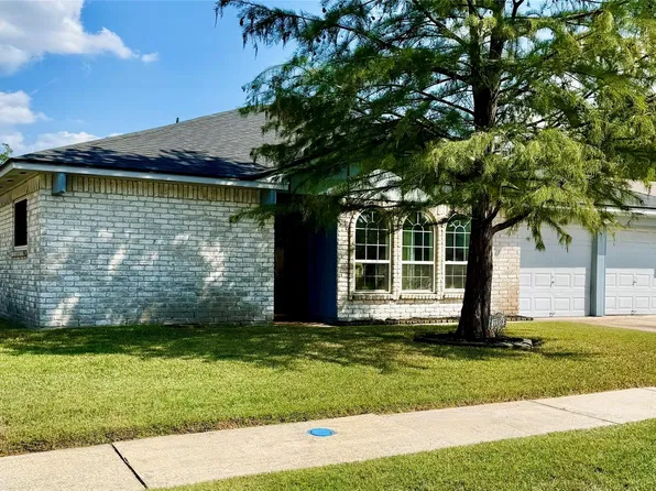 11338 Valarno Dr, Houston, TX 77066
