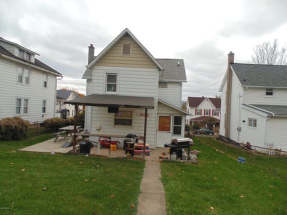 3rd image of 1221 S Central Ave