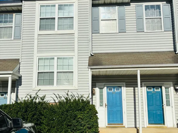 107 Valerie Ln #107, Bear, DE 19701