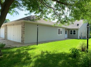 406 Hill Ave UNIT A, Spirit Lake, IA 51360