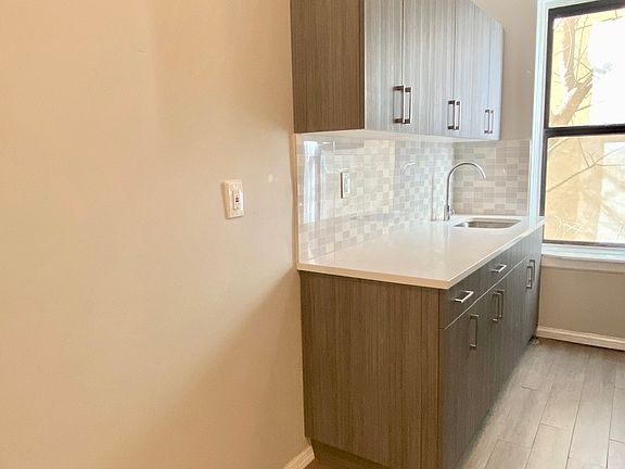 2nd image of 1715 Caton Ave APT 3A