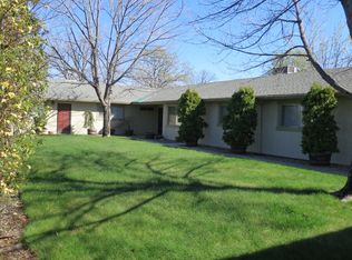 5570 Mountain View Dr #3, Redding, CA 96003