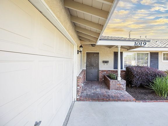 4th image of 1019 E Dalton Ave