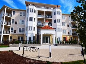 50 Lakebreeze Dr, Clarington, ON