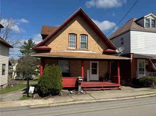827 Morton St, New Castle, PA 16101