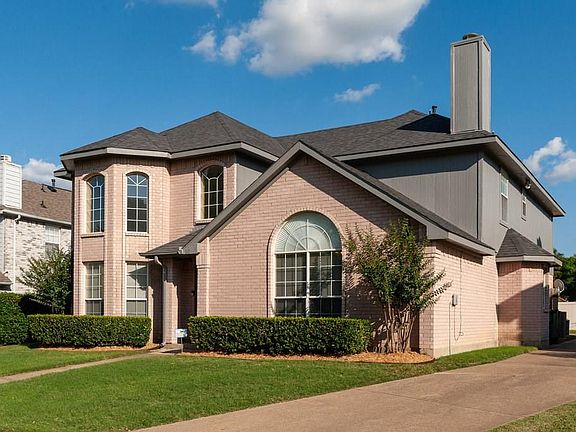 4th image of 311 Trees Dr