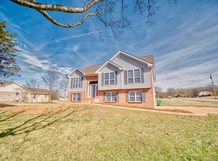 707 Poplar Dr, Mount Juliet, TN 37122