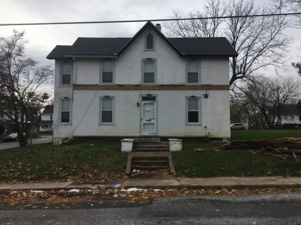400 Chatham St, Avondale, PA 19311