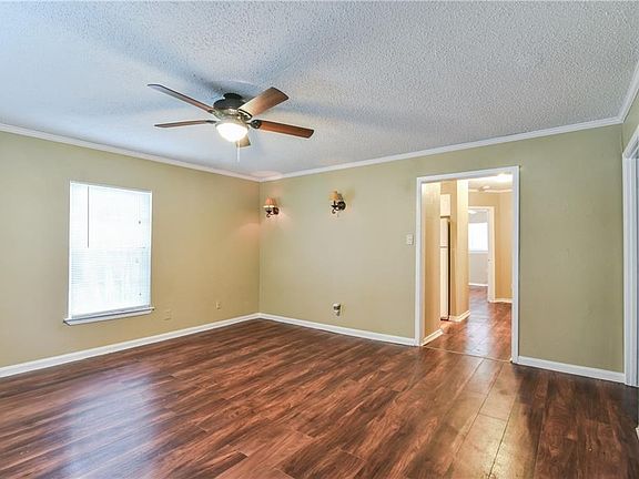 5th image of 214 Briggs St #A
