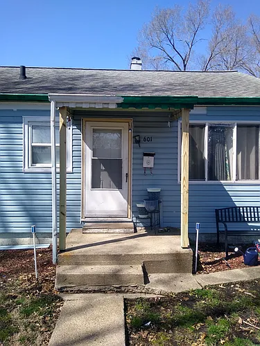 601 S Chicago St Photo 1