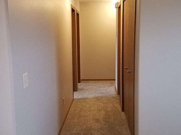 5th image of 3700 W 93rd St