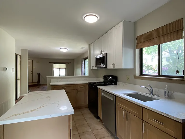 Kitchen/Living open space