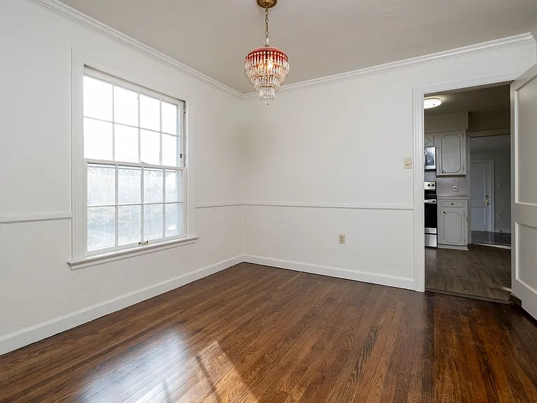 505 Skyline Dr — Photo 16
