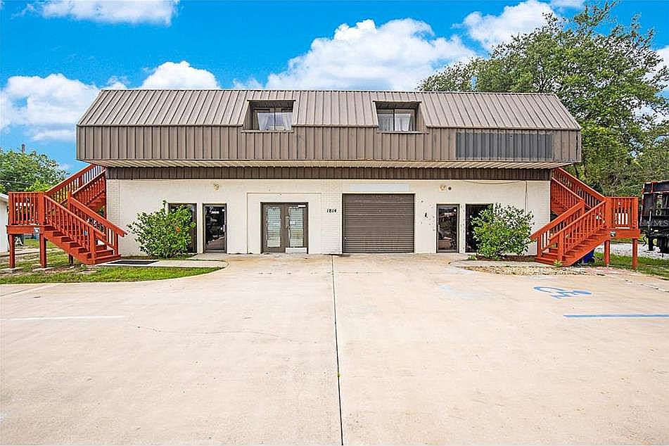 1st image of 1814 Fern Palm Dr #A