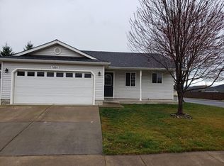 7893 Laura Ln, White City, OR 97503