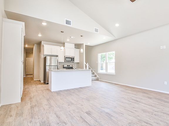 3rd image of 3109 74th St
