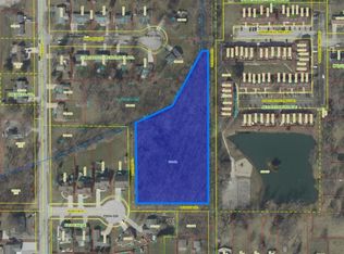 405 Hoffman St, Crown Point, IN 46307