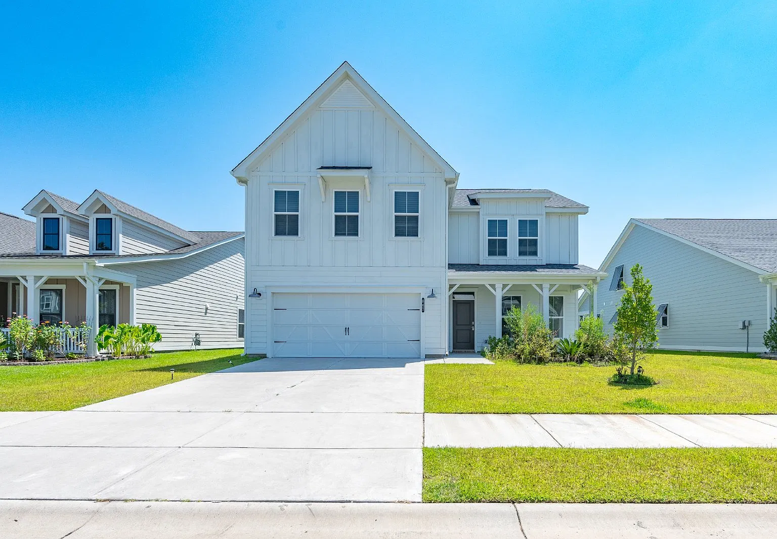5 bed, 3.5 bath, 2900 sqft, $3,650 — Photo 1