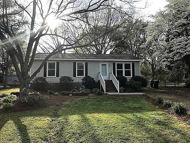 1st image of 625 Hillcrest Ct