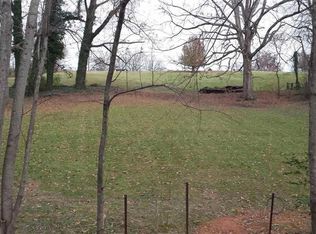 2840 4th Street Pl NW, Hickory, NC 28601