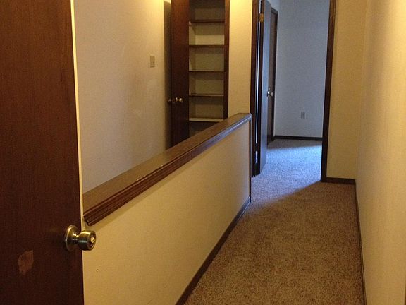 Upstairs Hall - Separated bedrooms