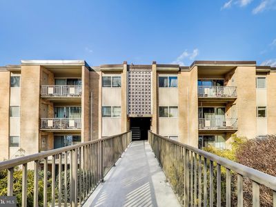 5107 Crossfield Ct APT 12, Rockville, MD, 20852