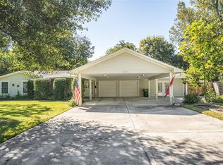 1403 Woodlawn St, Baytown, TX 77520