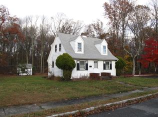 16 Fairfield Ave, Mine Hill, NJ 07803