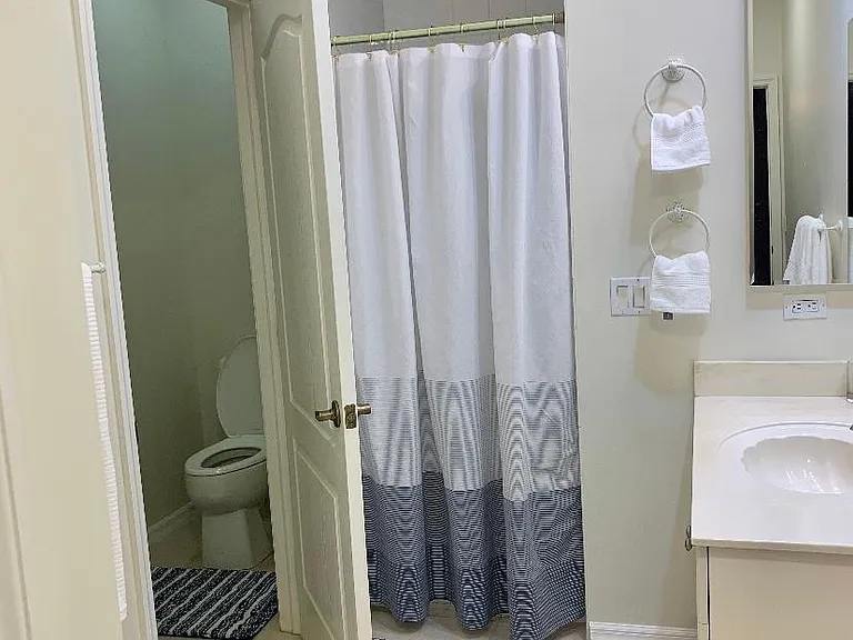 Lake Vista Cir — Photo 10